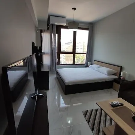 Valaoritou 1 Apartment